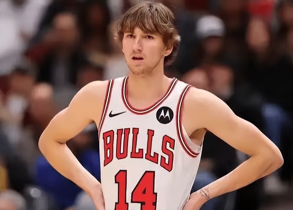 罗连攻带罚, 库兹马也找, 比上赛季差